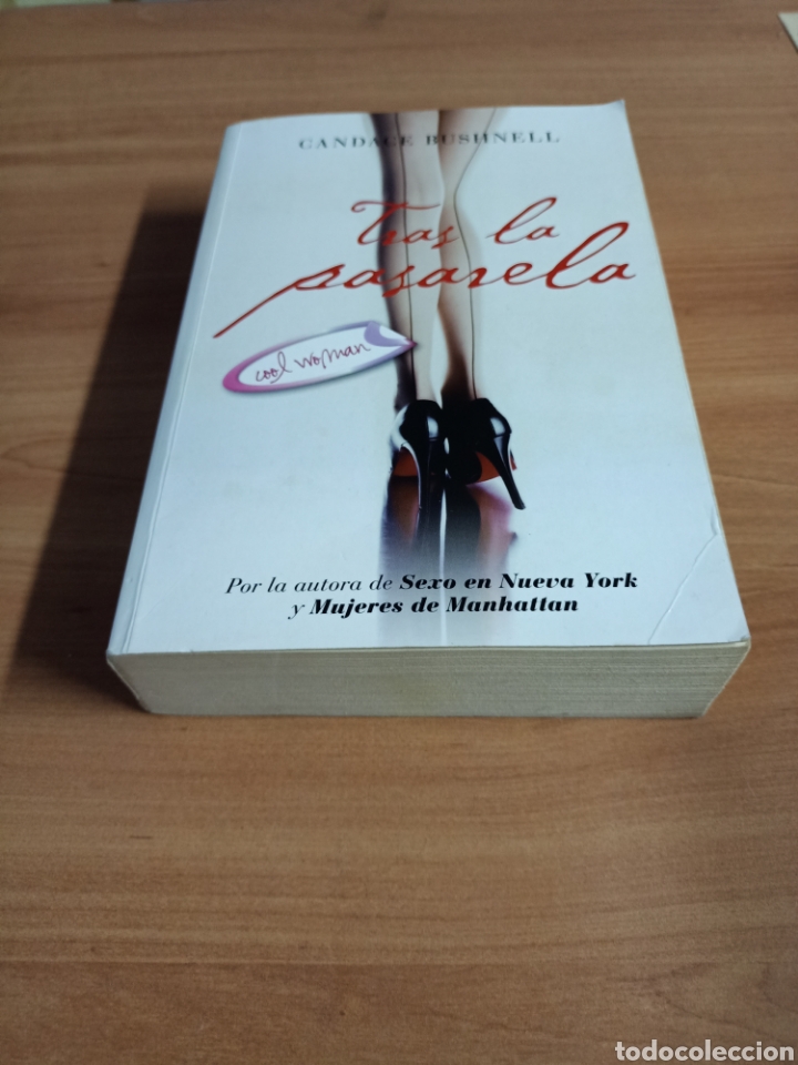 Libros de segunda mano: Tras la pasarela - Candace Bushnell - Foto 1