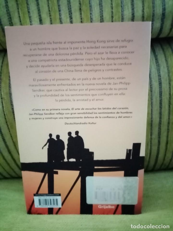 Libros de segunda mano: EL SUSURRO DE LAS SOMBRAS - Foto 3