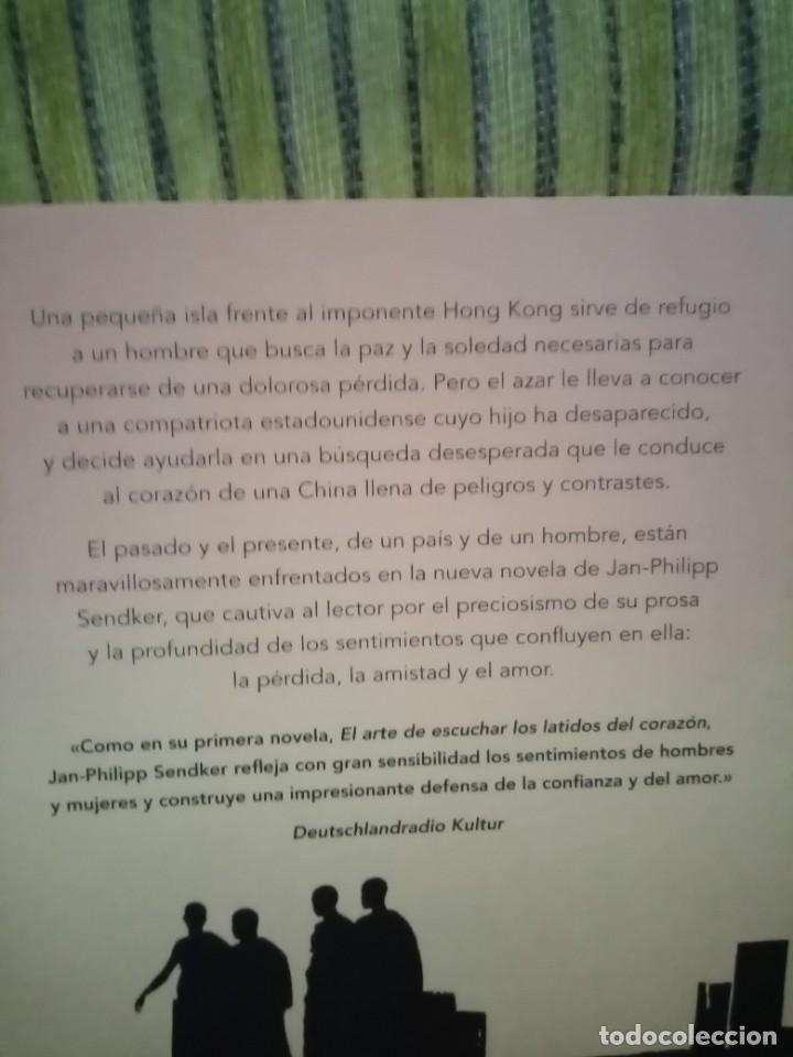 Libros de segunda mano: EL SUSURRO DE LAS SOMBRAS - Foto 4