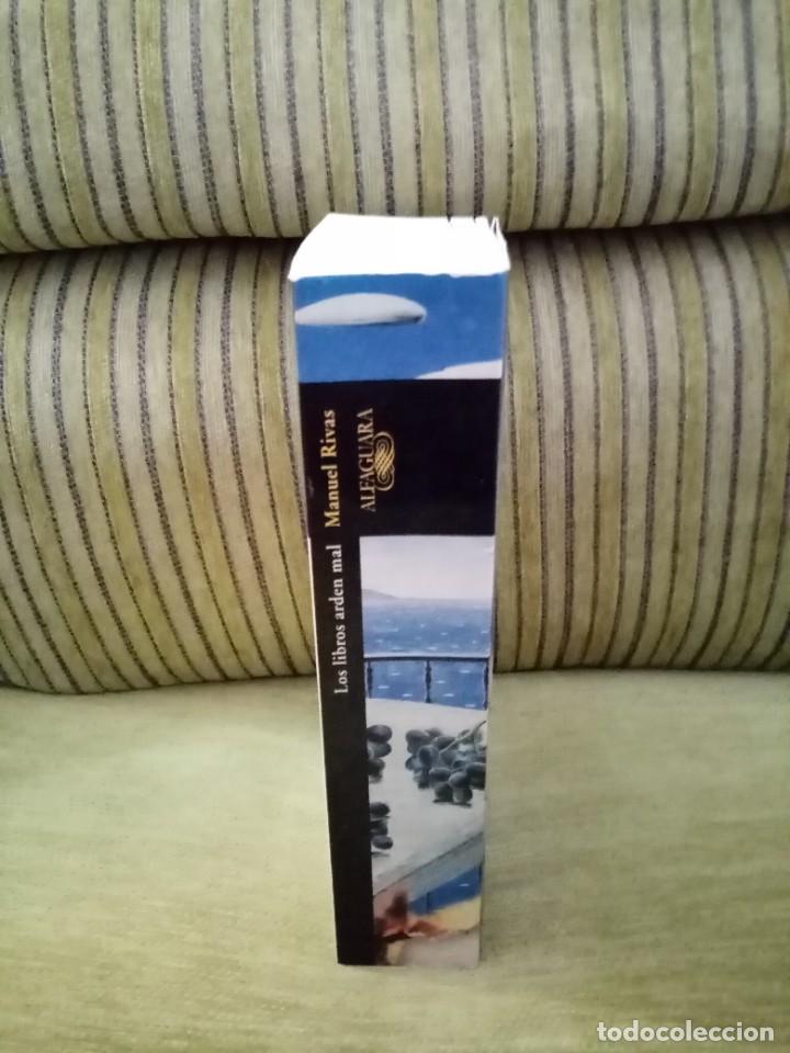 Libros de segunda mano: LOS LIBROS ARDEN MAL - Foto 2
