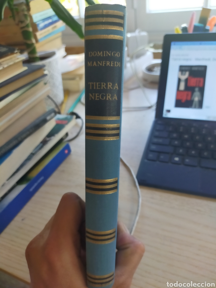 Libros de segunda mano: Tierra negra - Foto 1