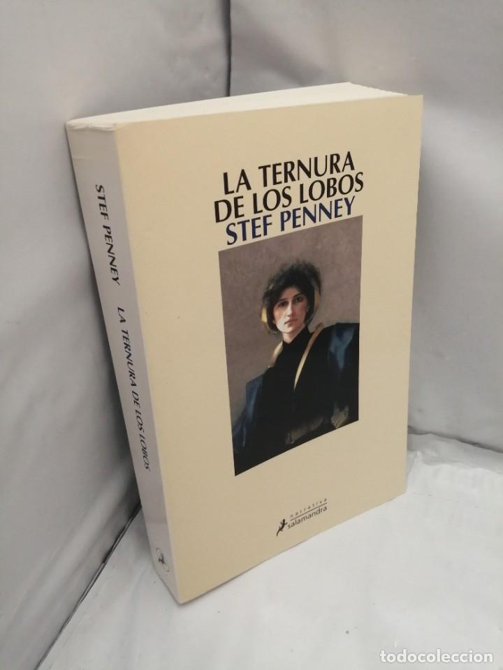 Libros de segunda mano: LA TERNURA DE LOS LOBOS (PRIMERA EDICI&Oacute;N) - Foto 3