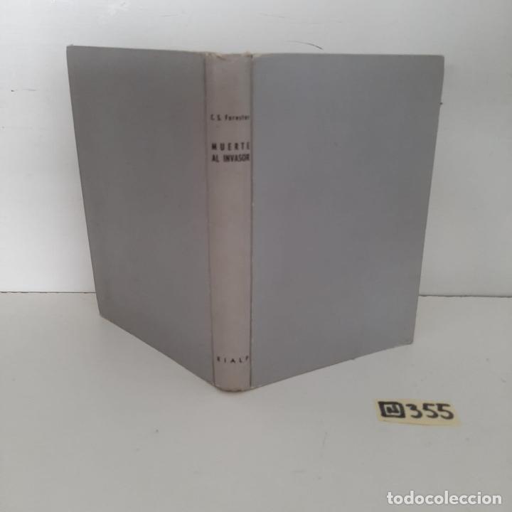 Libros de segunda mano: Muerte al invasor - Foto 1