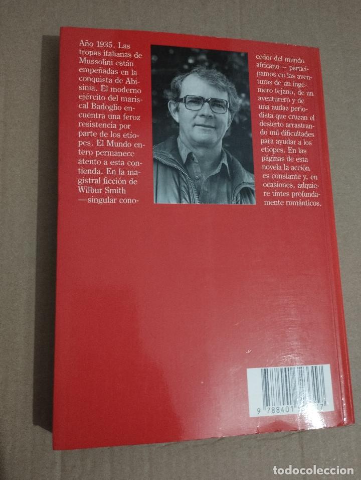 Libros de segunda mano: VIENE EL LOBO (WILBUR SMITH) - Foto 3