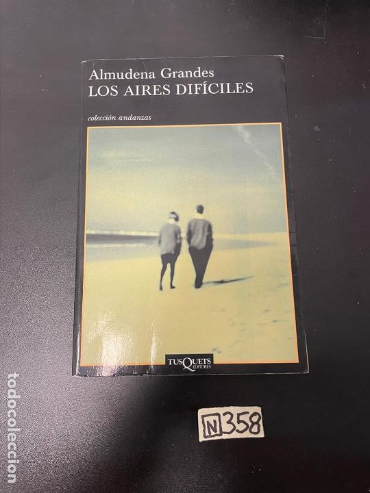 Libros de segunda mano: Los aires dif&iacute;ciles - Foto 1