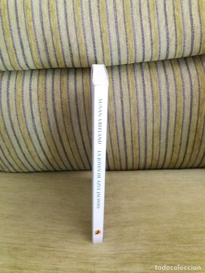 Libros de segunda mano: LA JOVEN DE AZUL JACINTO - Foto 2