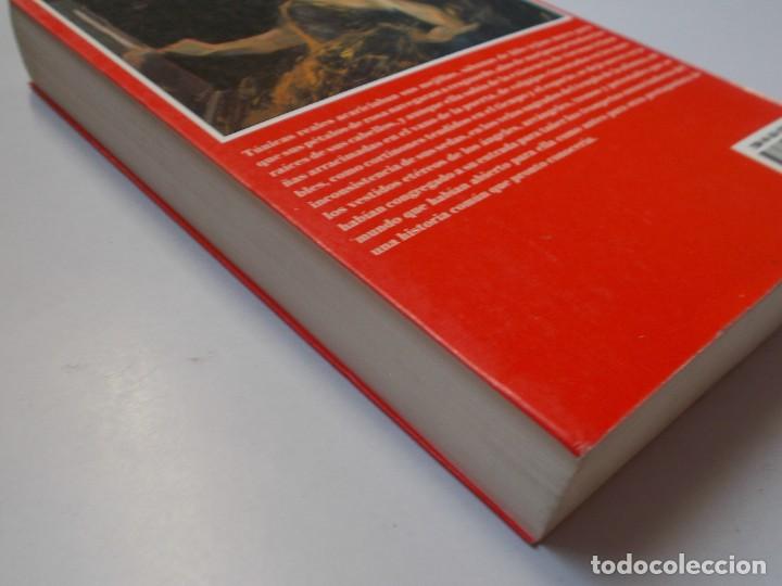 Libros de segunda mano: LAS HORAS DE LA LUNA Juan Ram&iacute;rez Codina - Foto 4