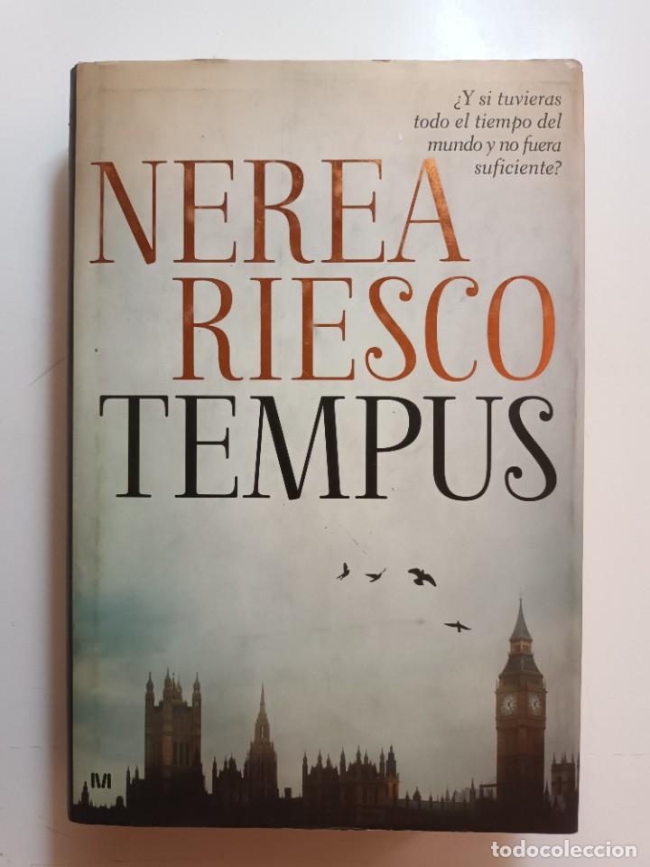 Libros de segunda mano: TEMPUS - NEREA RIESCO - PLANETA - 2014 - Foto 1