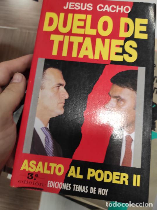 Libros de segunda mano: Duelo de titanes - Cacho, Jes&uacute;s - Foto 1