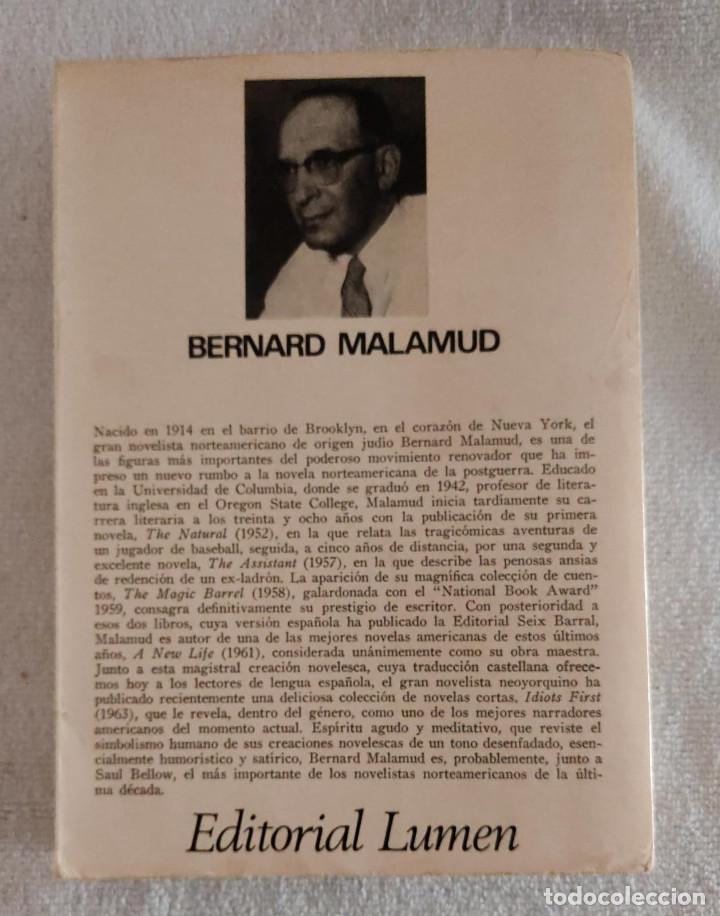 Libros de segunda mano: UNA NUEVA VIDA,BERNARD MALAMUD. - Foto 2