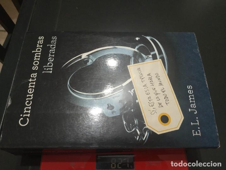 Libros de segunda mano: CINCUENTA SOMBRAS LIBERADAS - Foto 4