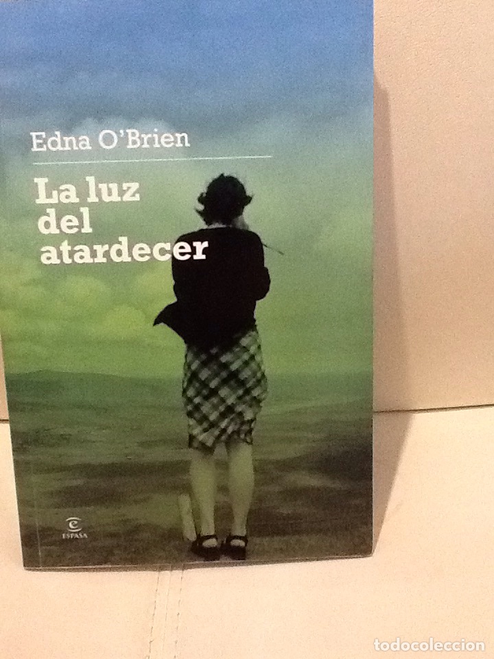Libros de segunda mano: Edna O&acute;Brian . La luz del atardecer .Espasa. - Foto 1