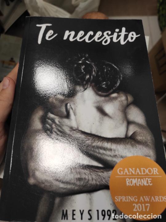 Libri di seconda mano: Te necesito: Empez&oacute; con un contrato (Necesidad) Marina Santiago