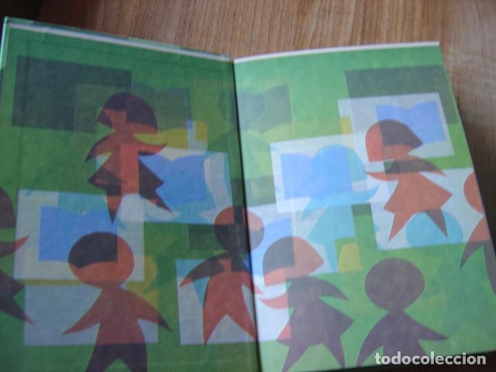 Libros de segunda mano: ROBINSON CRUSOE. EDITORIAL EVEREST. 1981 - Foto 3
