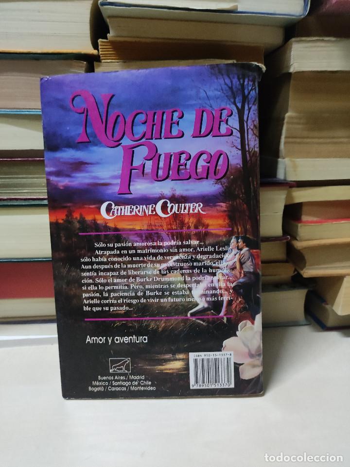 Libros de segunda mano: NOCHE DE FUEGO CATHERINE COUTER - Foto 2