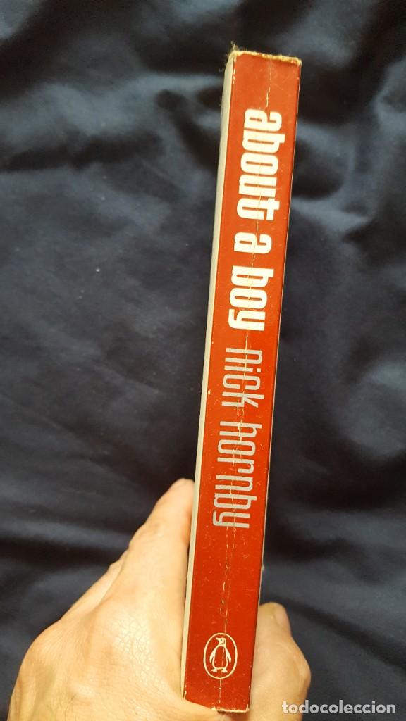 Libros de segunda mano: About a boy ( ingl&eacute;s ) - Foto 2