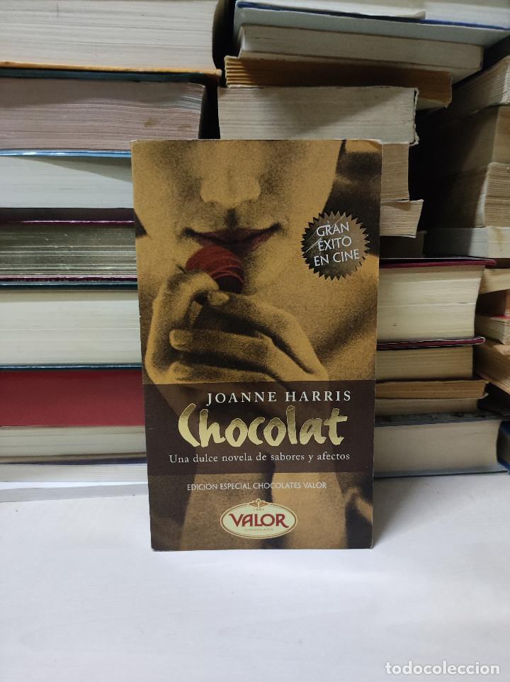 Libros de segunda mano: CHOCOLAT JOANNE HARRIS - Foto 1