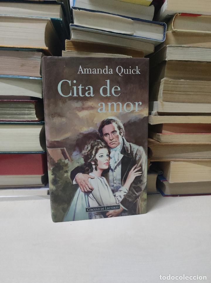 Libros de segunda mano: CITA DE AMOR AMANDA QUICK - Foto 1