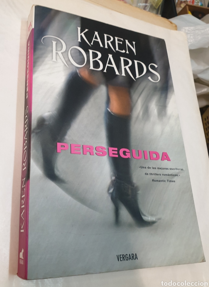 Libros de segunda mano: Perseguida - karen Robards - Foto 1