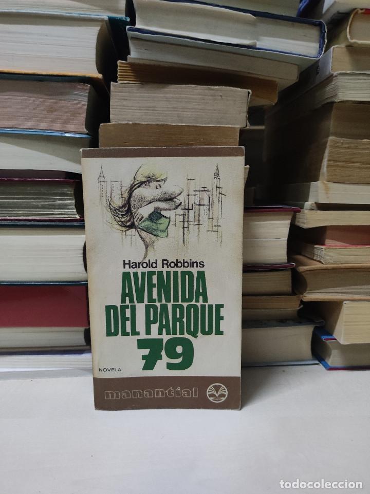 Libros de segunda mano: AVENIDA DEL PARQUE 79 HAROLD ROBBINS - Foto 1
