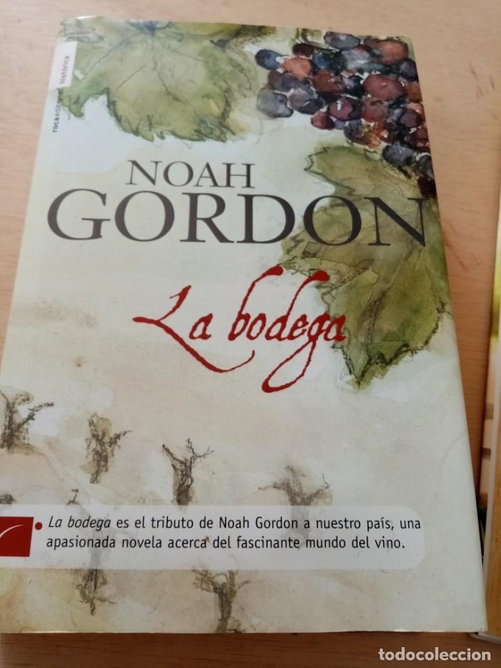 Libros de segunda mano: LA BODEGA. NOAH GORDON. PRIMERA EDICION 2007. C5L - Foto 1