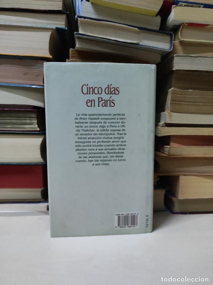 Libros de segunda mano: CINCO D&Iacute;AS EN PAR&Iacute;S DANIELLE STEEL - Foto 2