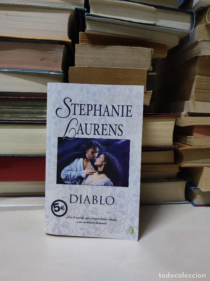 Libros de segunda mano: DIABLO STEPHANE LAURENS - Foto 1