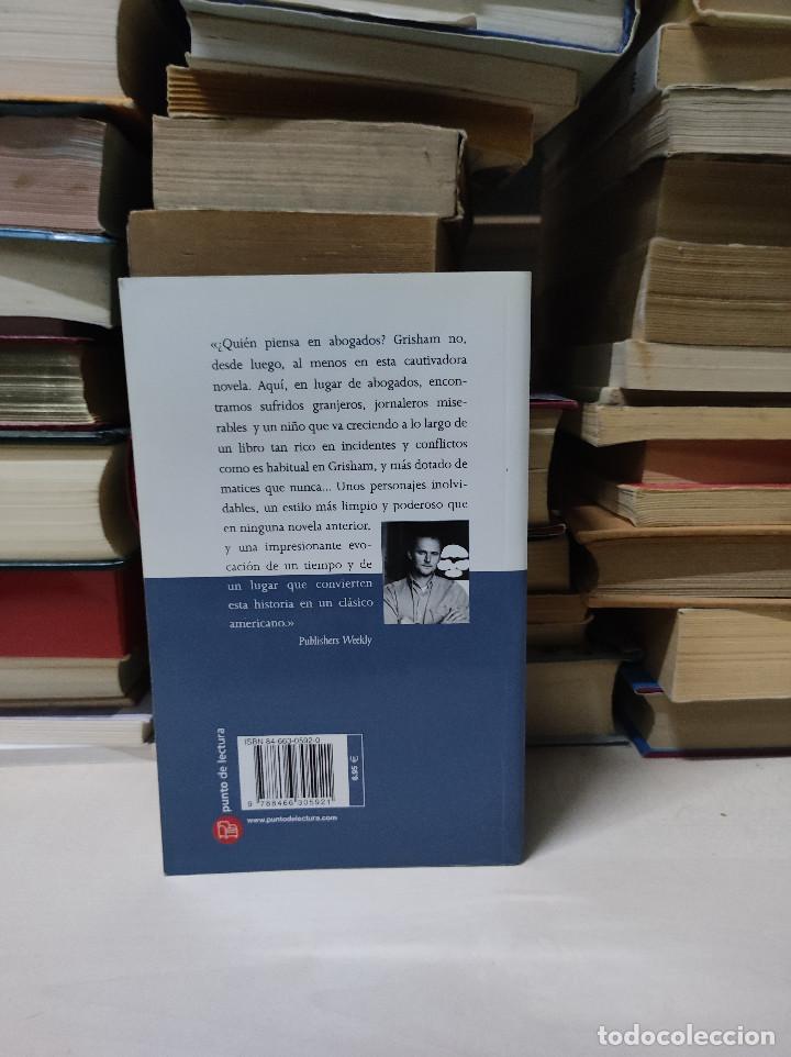 Libros de segunda mano: LA GRANJA JOHN GRISHAM - Foto 2