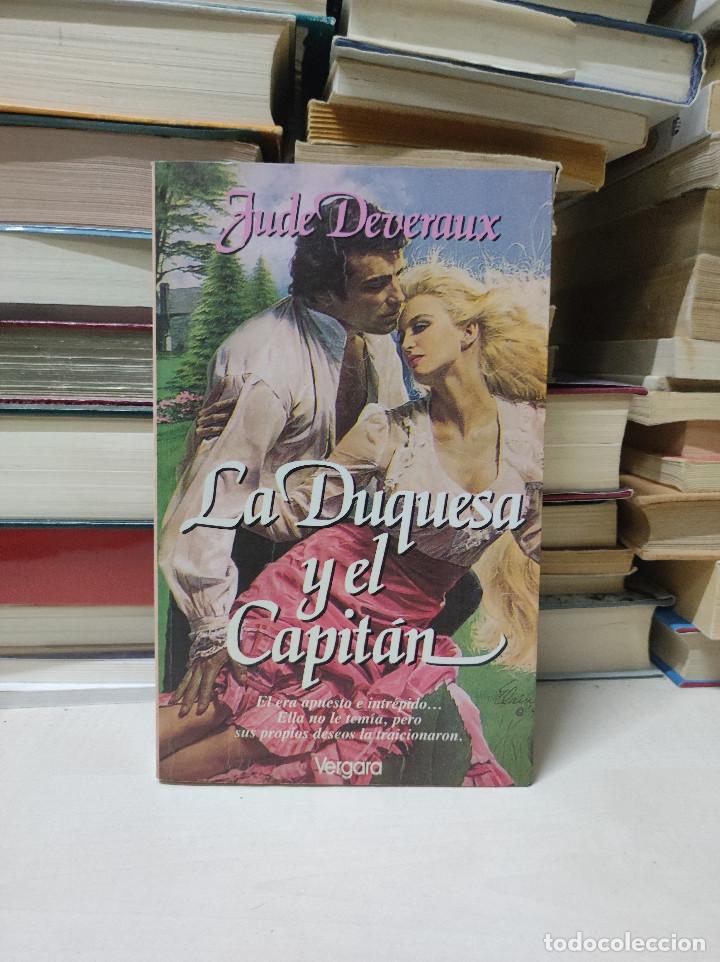 Libros de segunda mano: LA DUQUESA Y EL CAPIT&Aacute;N JUDE DEVERAUX - Foto 1