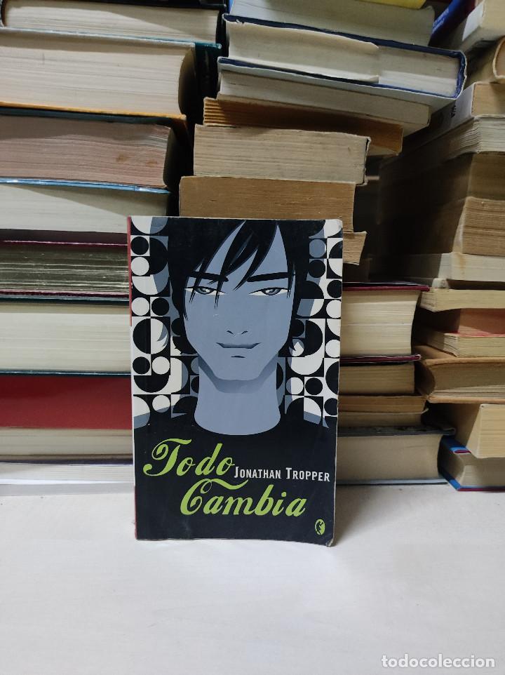 Libros de segunda mano: TODO CAMBIA JONATHAN TROPPER - Foto 1