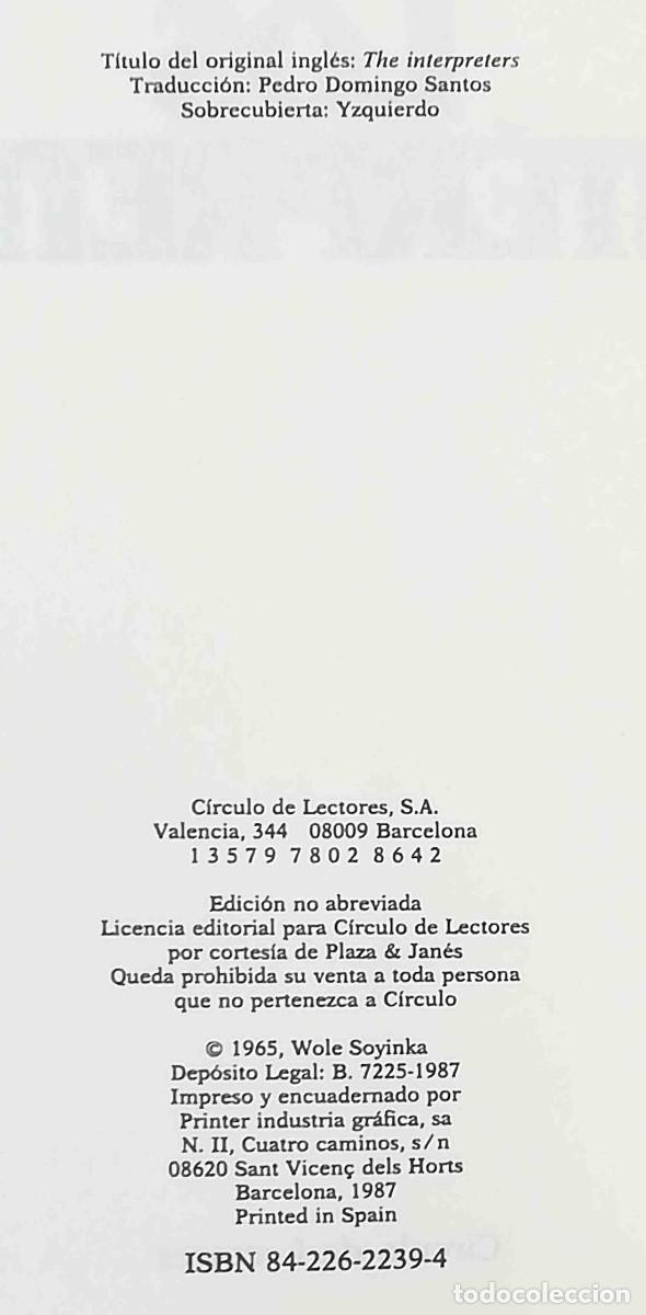 Libros de segunda mano: Los int&eacute;rpretes (Wole Soyinka) - Foto 2