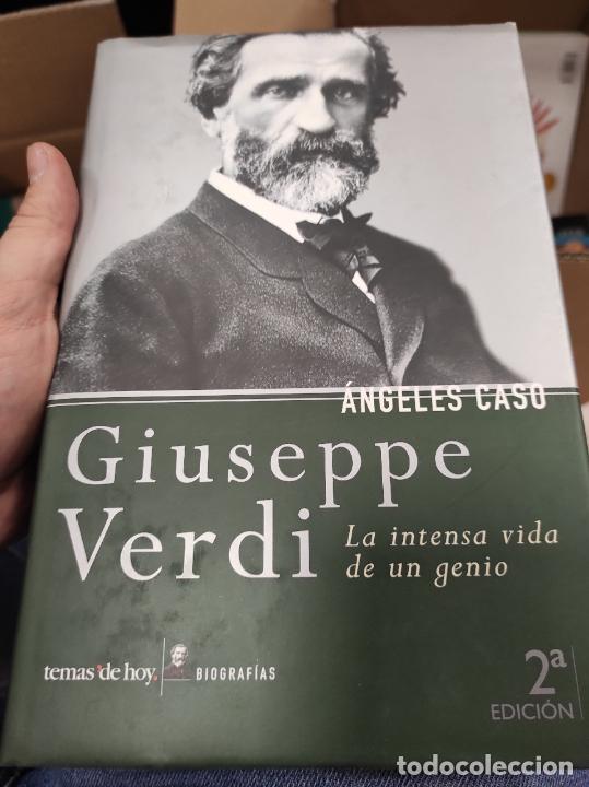 Libros de segunda mano: GIUSEPPE VERDI//&Aacute;NGELES CASO//TEMAS DE HOY