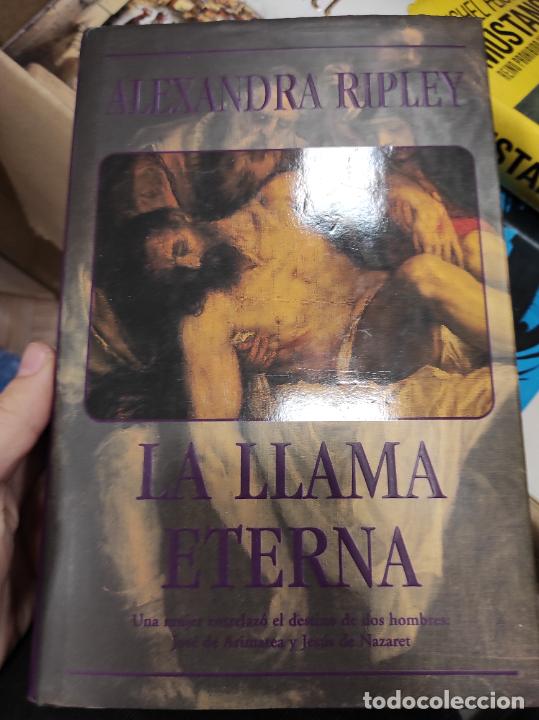 Libros de segunda mano: La llama eterna.- Ripley, Alexandra - Foto 1
