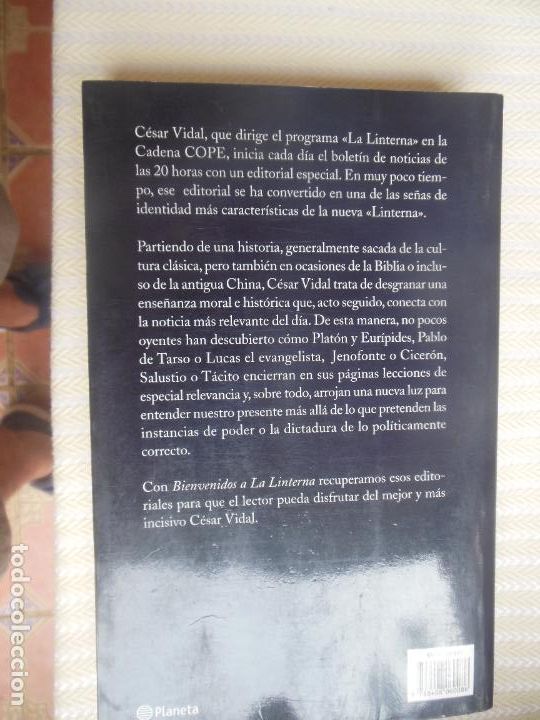Libros de segunda mano: BIENVENIDOS A LA LINTERNA - CESAR VIDAL - 1&ordf; EDC 2005 - Foto 2
