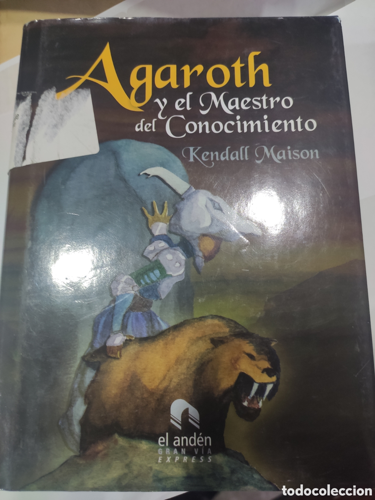 Libros de segunda mano: AGAROTH Y EL MAESTRO DEL CONOCIMIENTO. KENDALL MAISON. TAPAS DURAS - Foto 1
