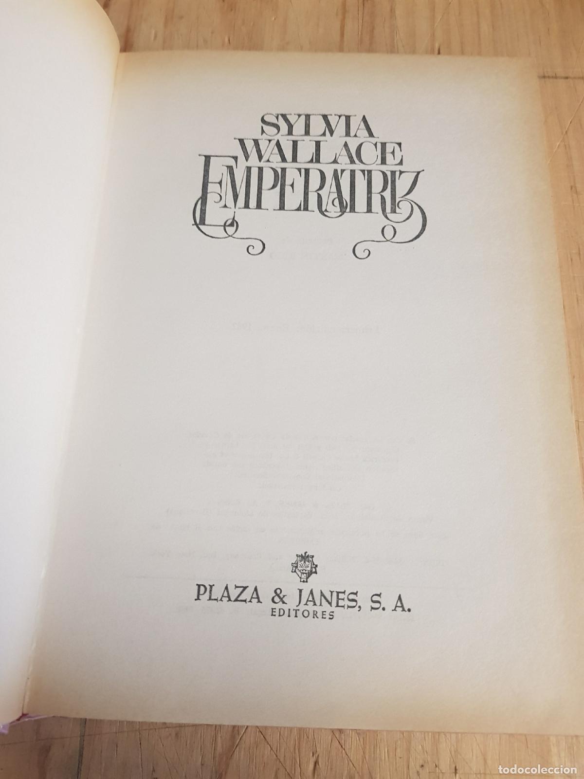 Libros de segunda mano: Emperatriz - Sylvia Wallace - Foto 3