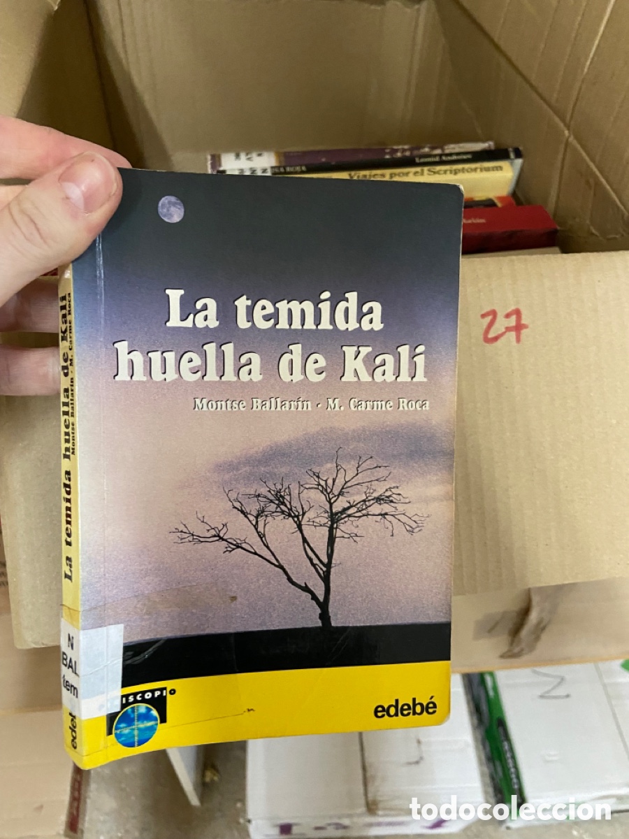 Second hand books: Caja27 La temida huella de Kali Montse Ballamin M. Carme Roca