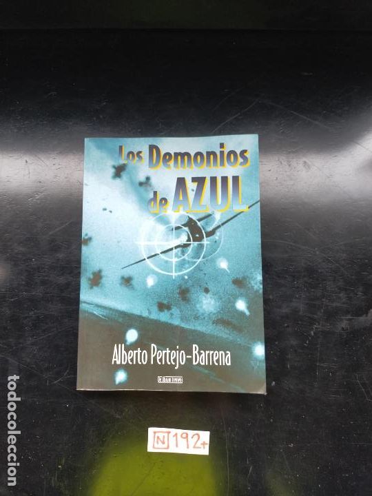 Libros de segunda mano: Los demonios de azul - Foto 1