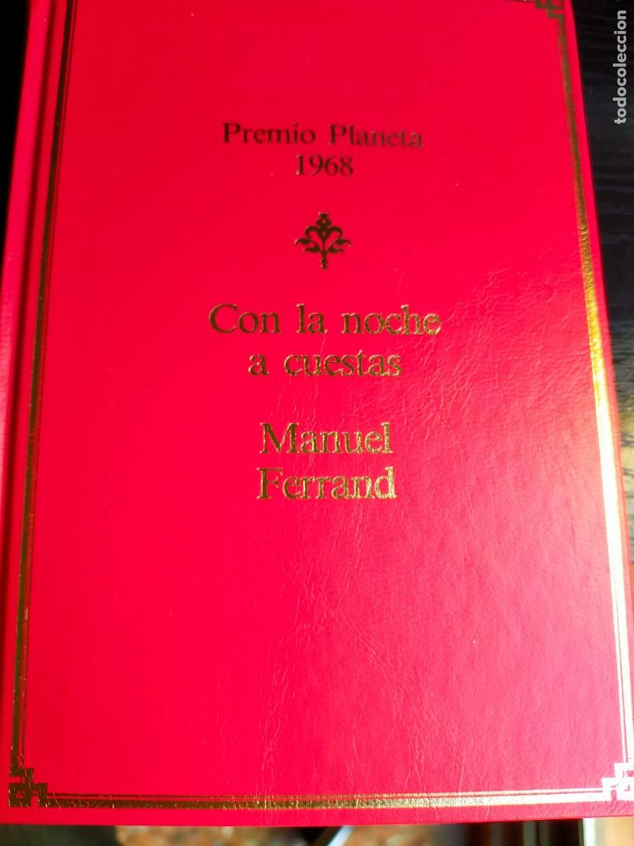 Libros de segunda mano: Manuel Ferrand, Con la noche a cuestas - Foto 1