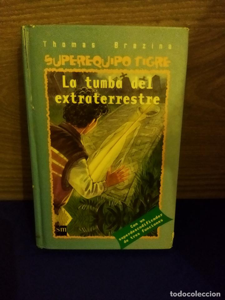 Libros de segunda mano: La tumba del extraterrestre - Foto 1