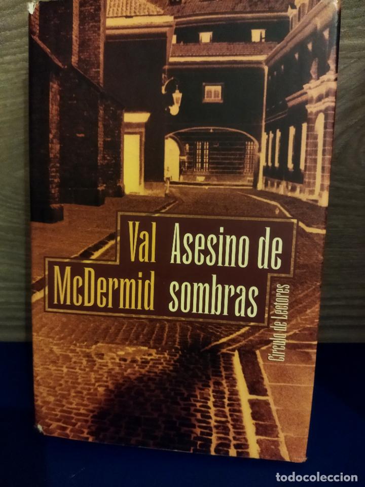 Libros de segunda mano: Asesino de sombras - Foto 1