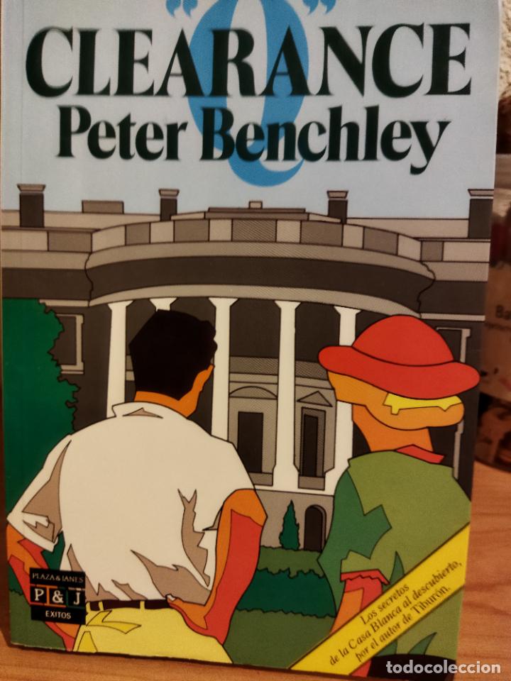 Libros de segunda mano: Clearance - Foto 1