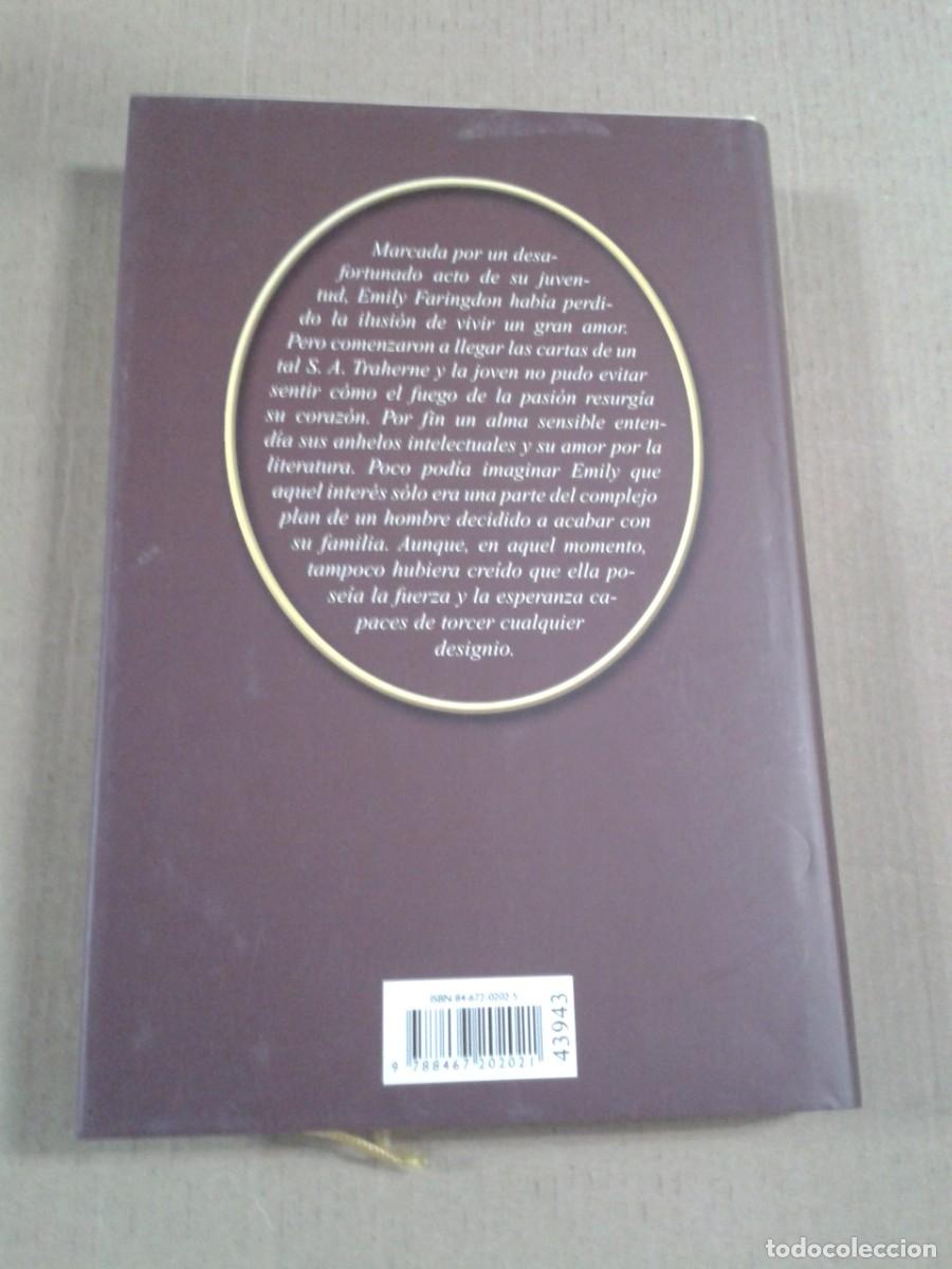 Libros de segunda mano: ESC&Aacute;NDALO - AMANDA QUICK - Foto 2