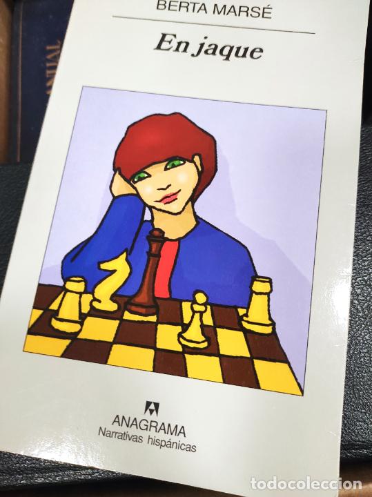 Libros de segunda mano: EN JAQUE. Berta Marse. Anagrama - Foto 1