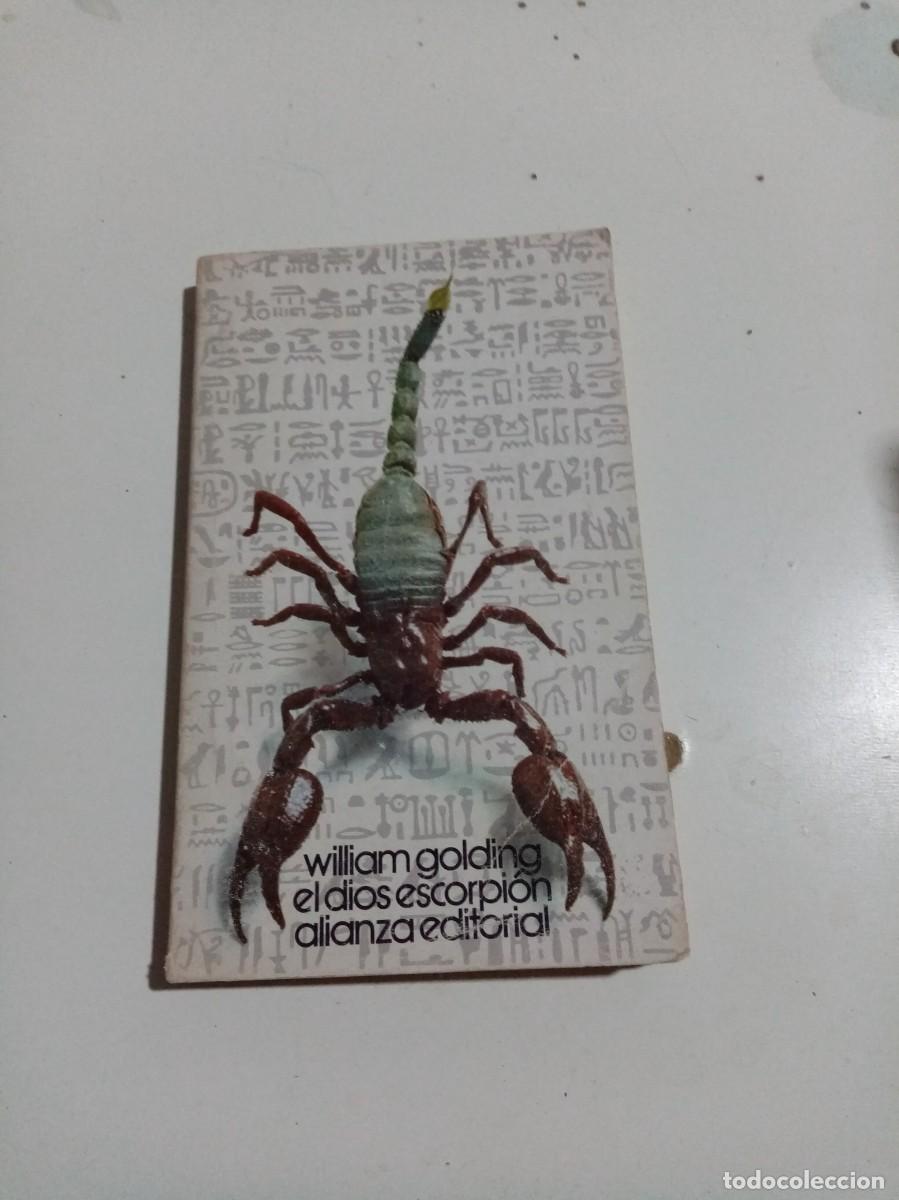 Libros de segunda mano: EL DIOS ESCORPION. WILLIAM GOLDING. EST4B2 - Foto 1