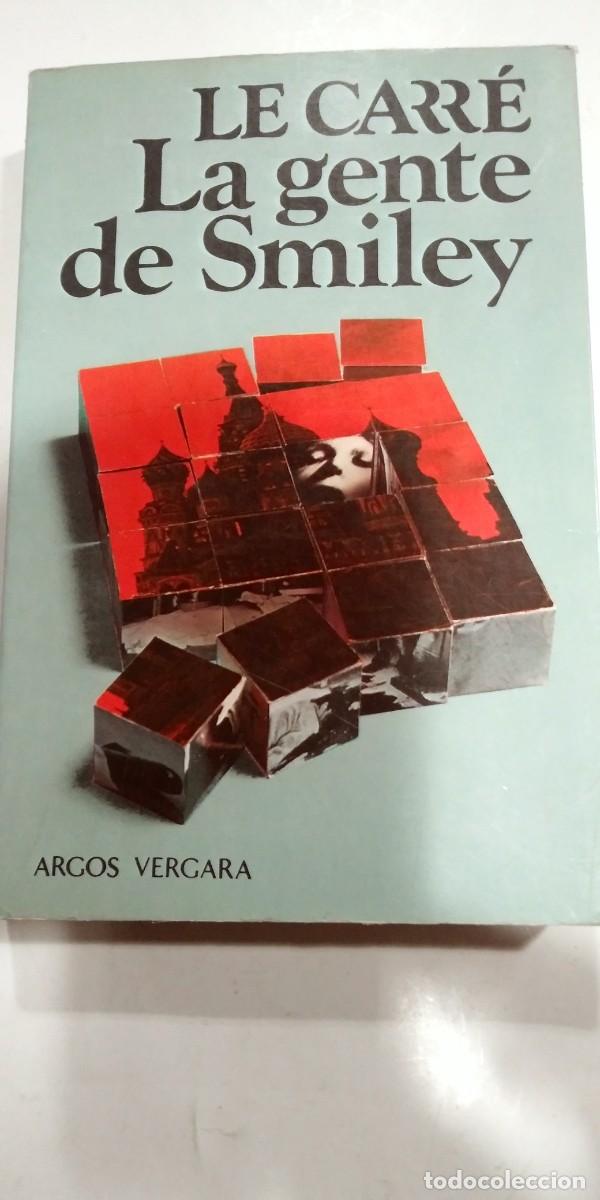 Libros de segunda mano: La gente de Smiley - Foto 1