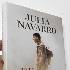 Libros de segunda mano: DE NINGUNA PARTE - JULIA NAVARRO. Lote 401064149