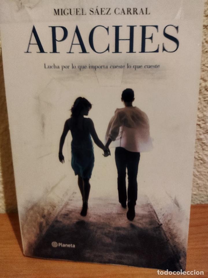 Libros de segunda mano: Apaches - Foto 1