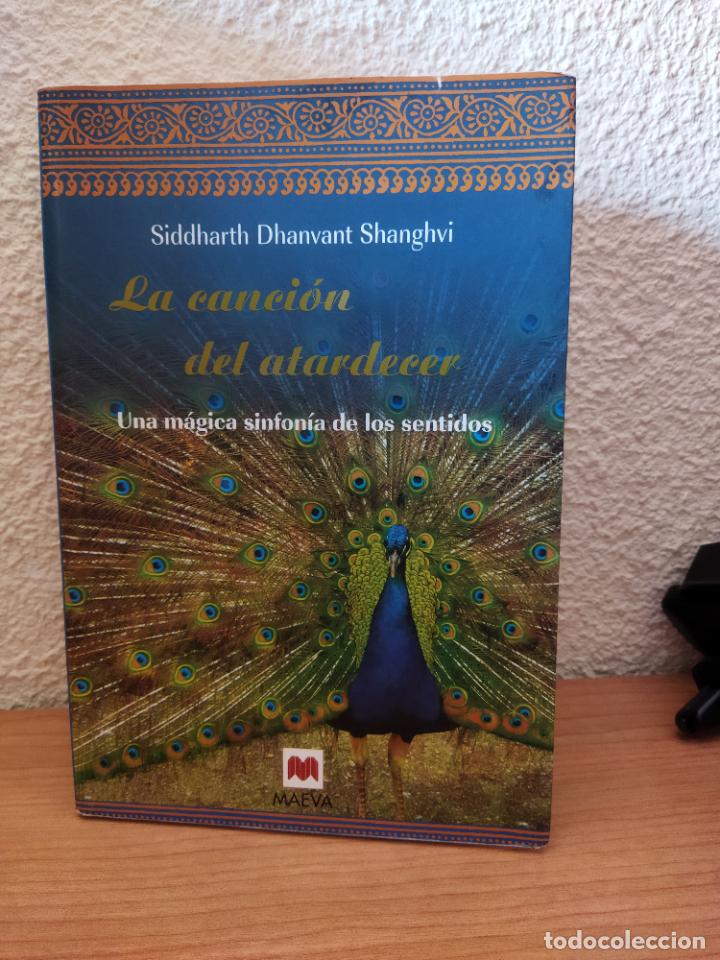 Libros de segunda mano: La canci&oacute;n del atardecer - Foto 1