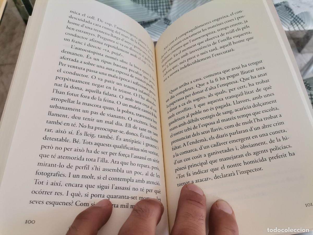 Libros de segunda mano: NO SUBESTIMEU EL PODER DELS KARAOKES TOM&Aacute;S BOSCH ED. BROMERA 2007 - Foto 4